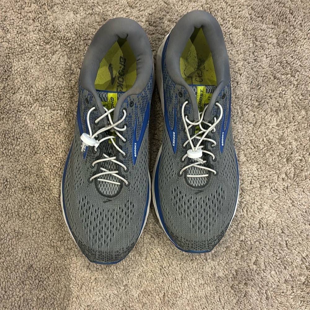Men’s Brooks shoes